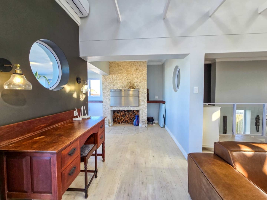 4 Bedroom Property for Sale in Stilbaai Oos Western Cape